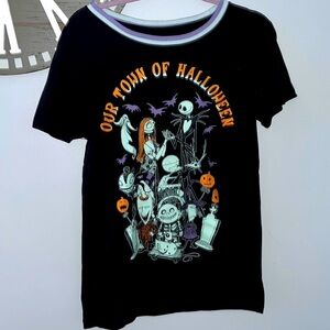3/20🌟Hot Topic Disney Nightmare before Christmas Halloween black t-shirt size M